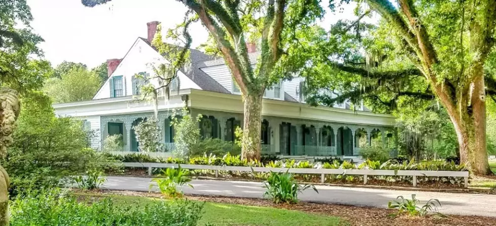 Louisiana’s Myrtles Plantation Shares Chilling Photo
